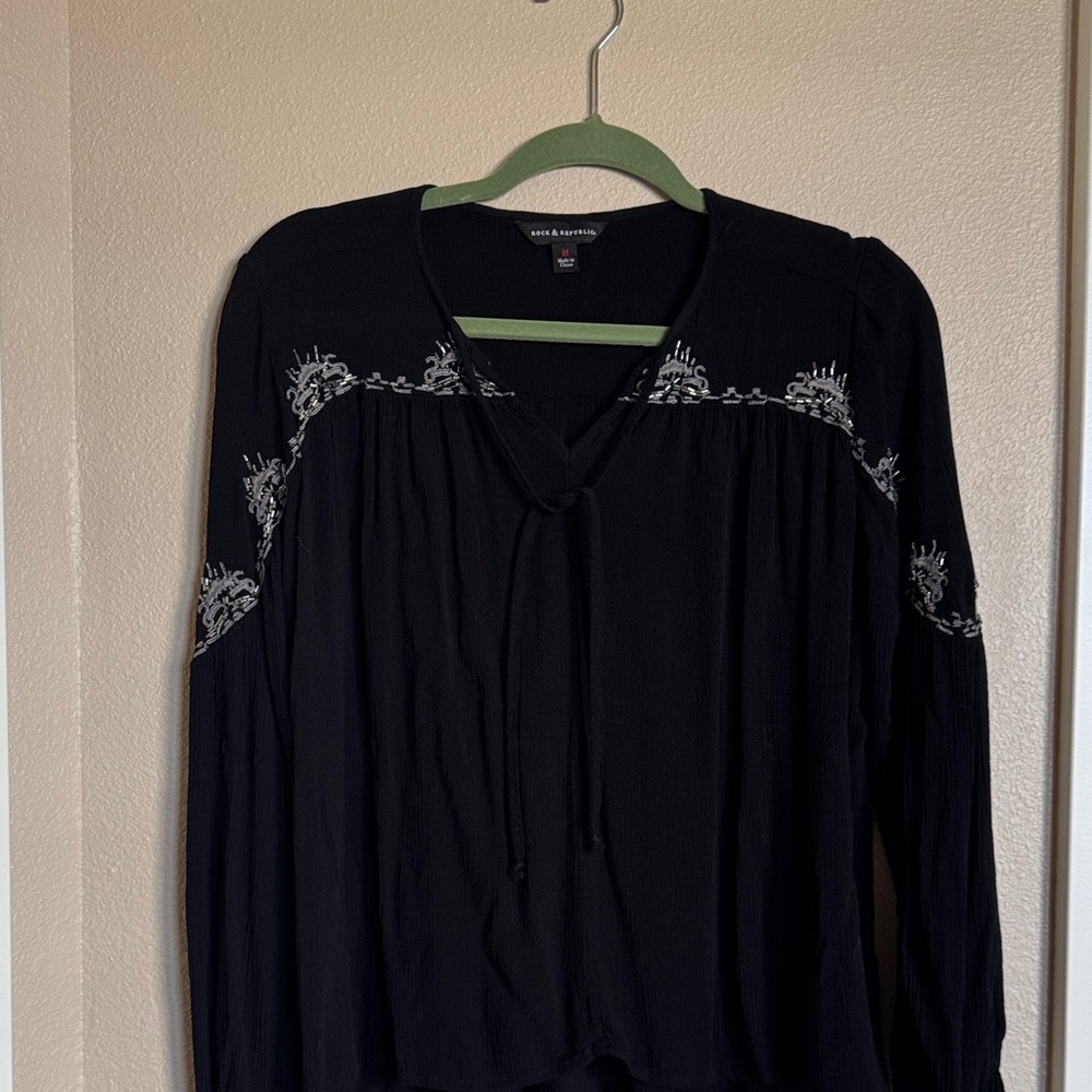 Rock & Republic Black Blouse with Gray Beaded Embroidery VNeck - Picture 4 of 5